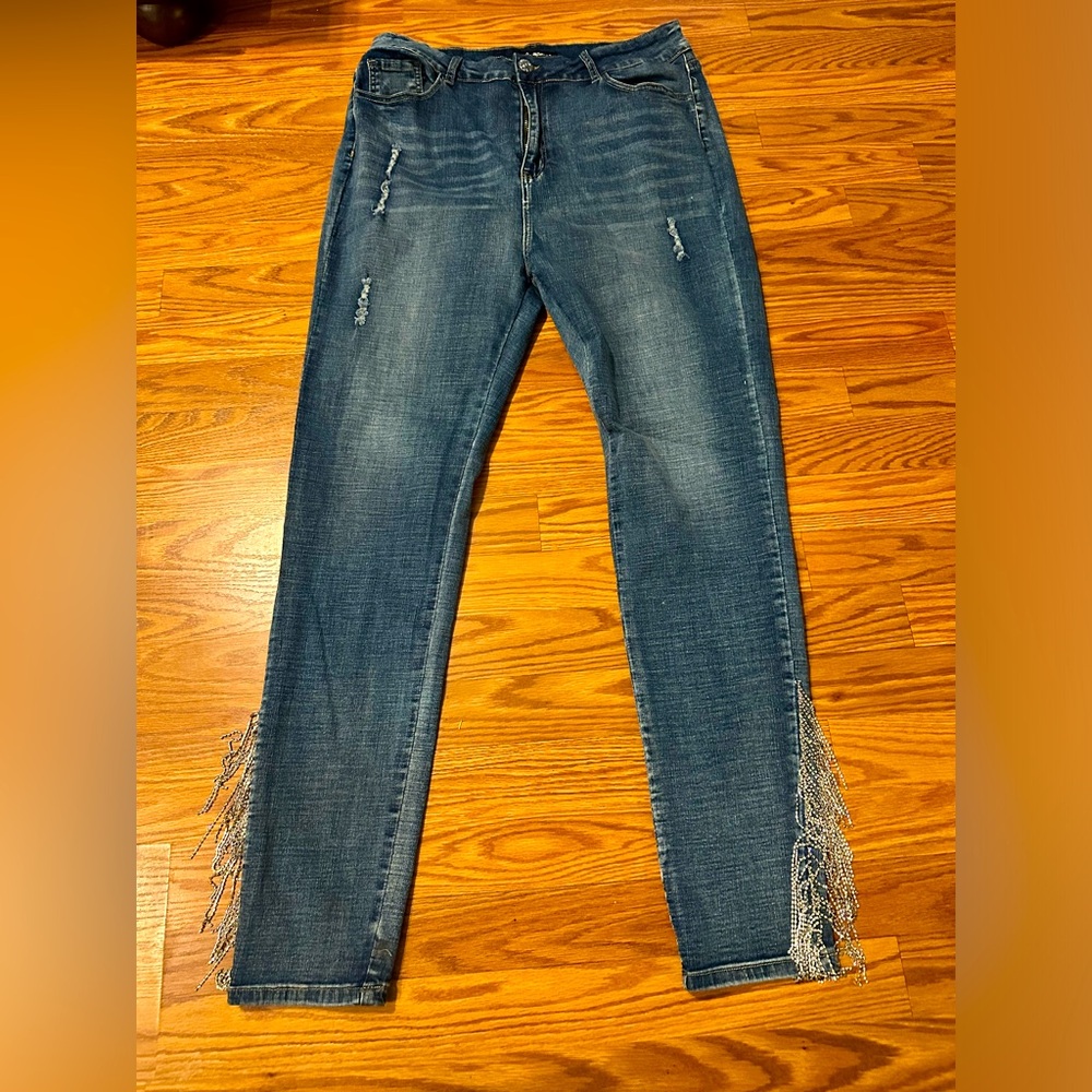 Vocal skinny jeans + bling fringe sz 2X